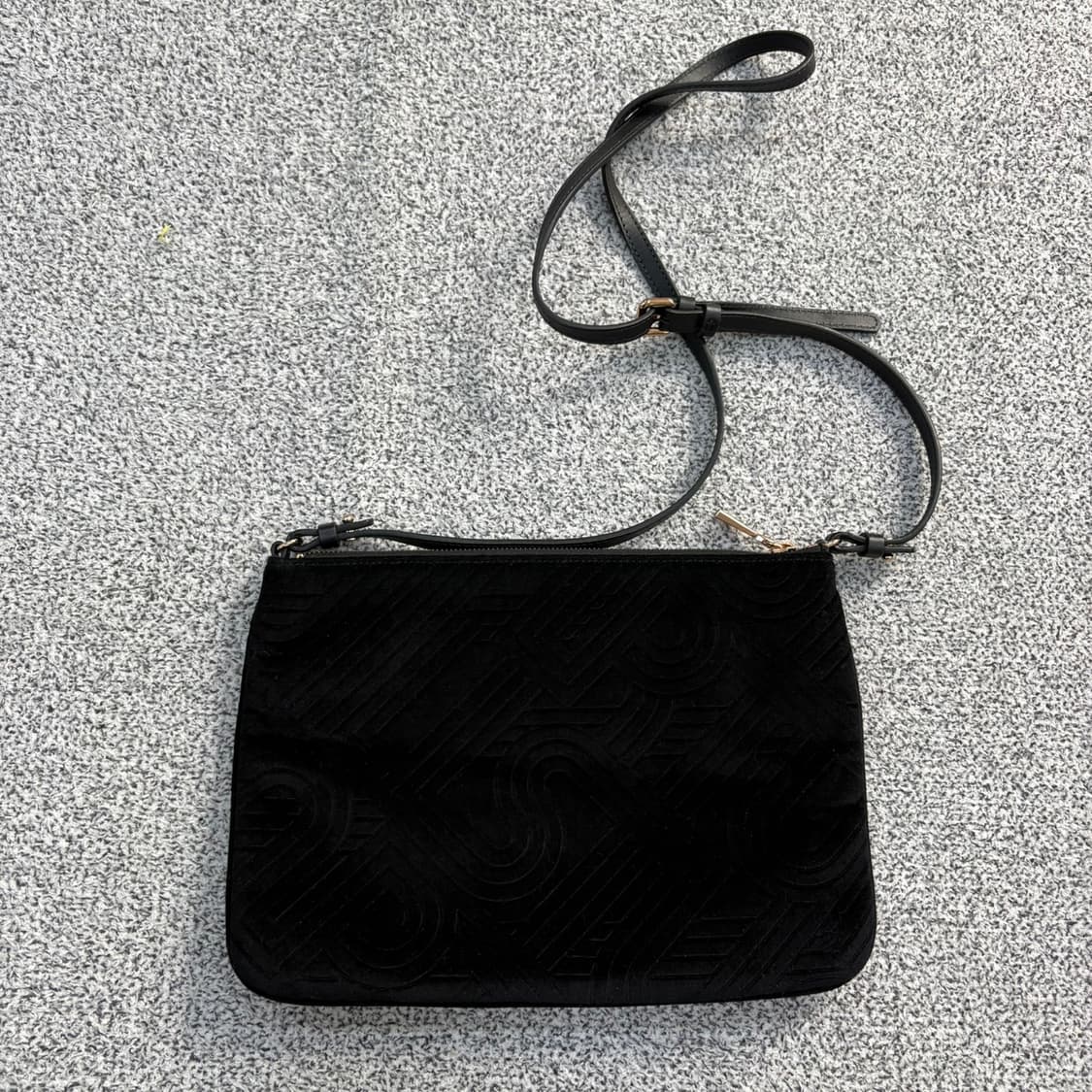 질스튜어트 스웨이드 소가죽 숄더백 0406J 상품이미지4