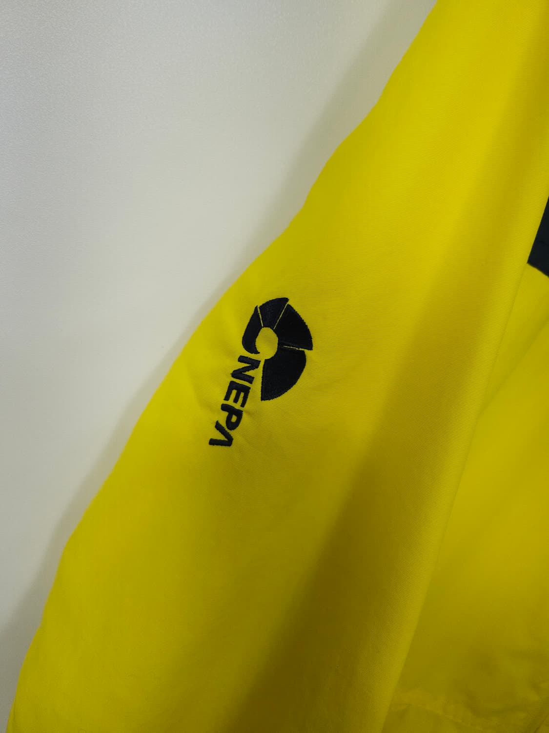 네파 여성 바람막이 점퍼 95 (M) 옐로우네이비 상품이미지7