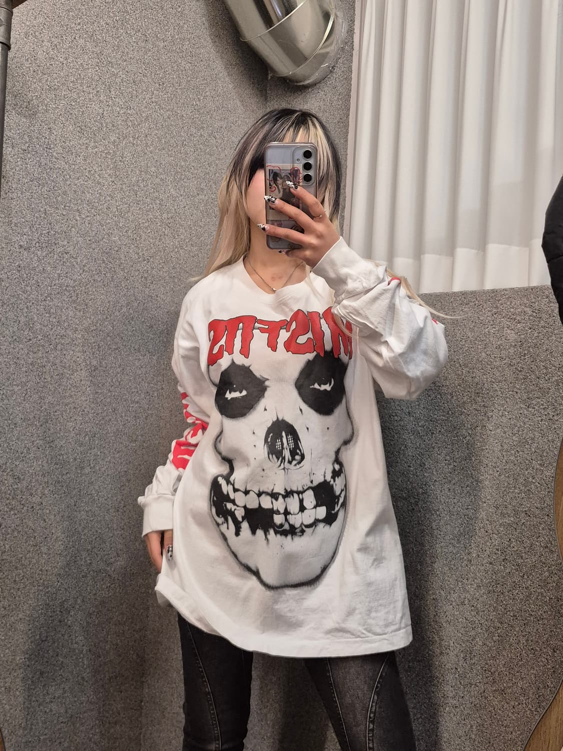 Giant MISFITS Longsleeve 상품이미지1