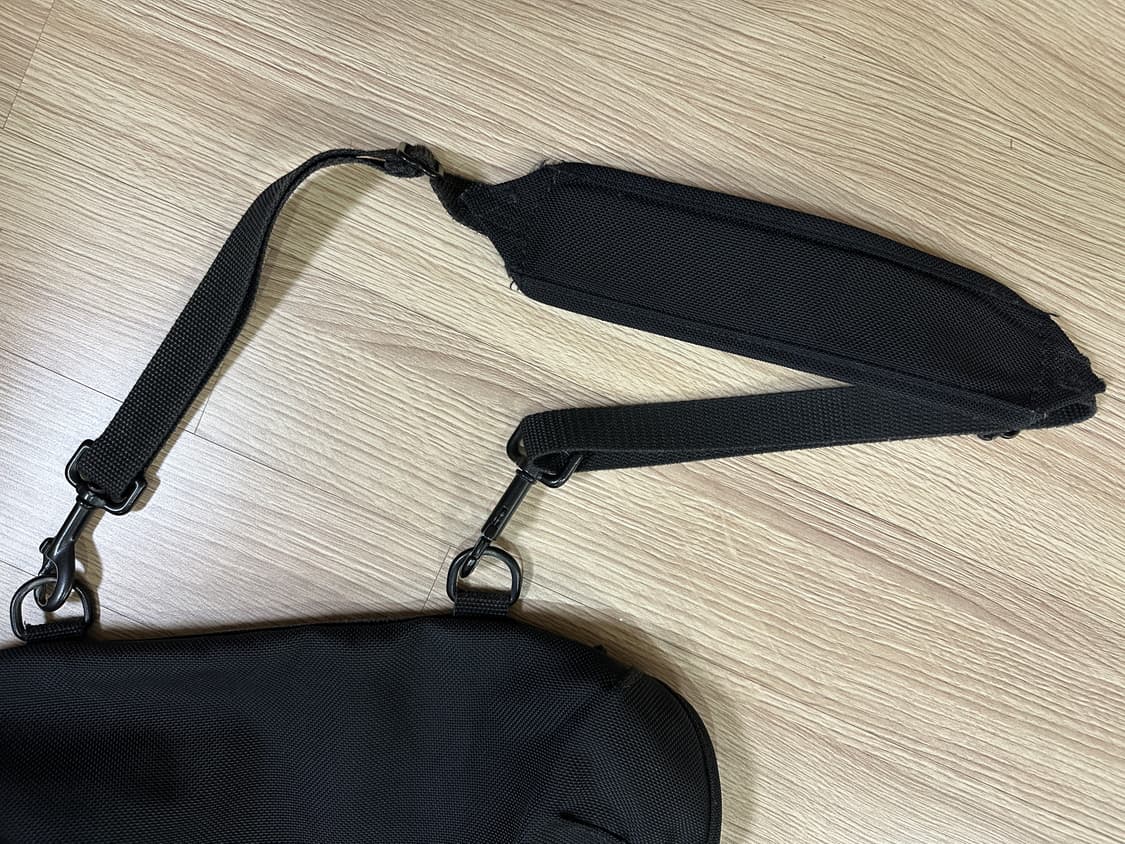 S2W8 남이서팔 레더 숄더백 상품이미지7