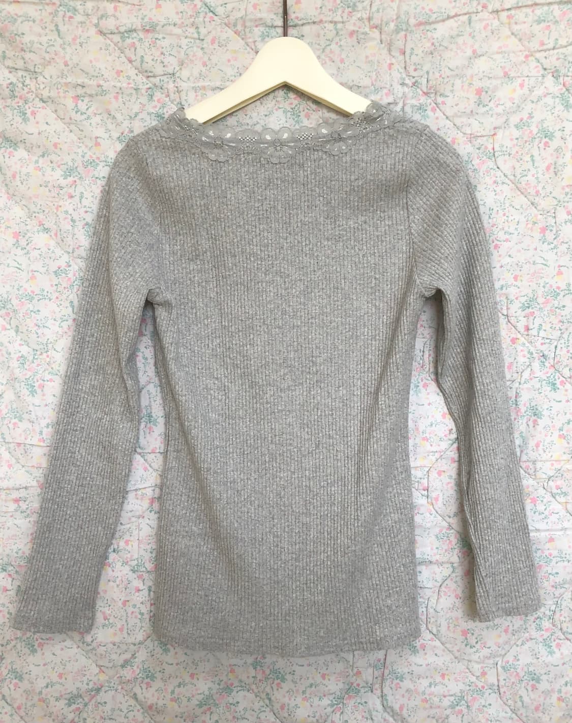 빈티지 레이스 브이넥 골지 긴팔티 상품이미지3