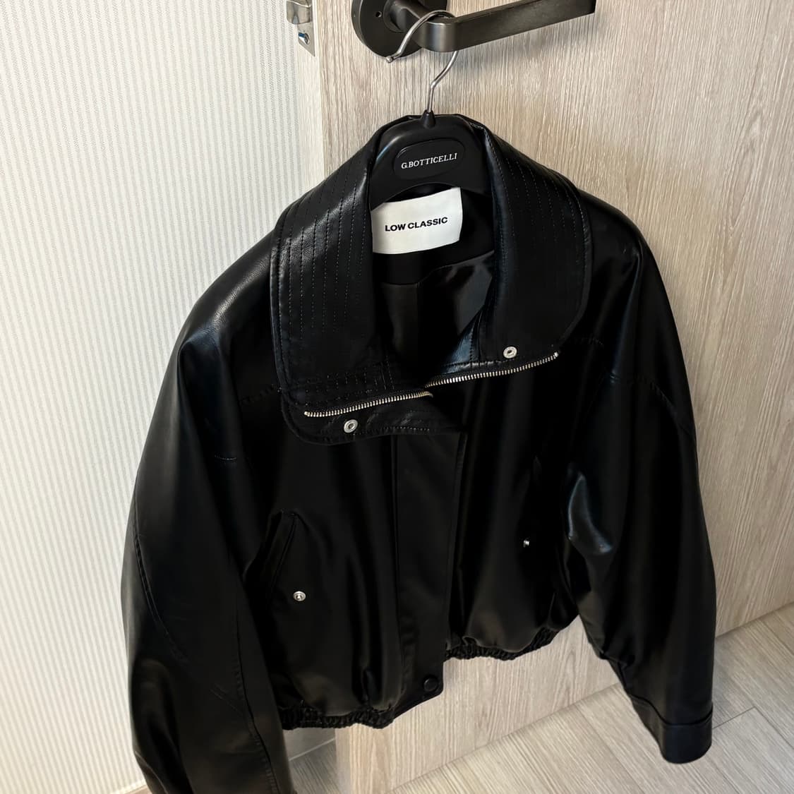 로우클래식 하이넥 레더 숏 자켓 S 상품이미지3