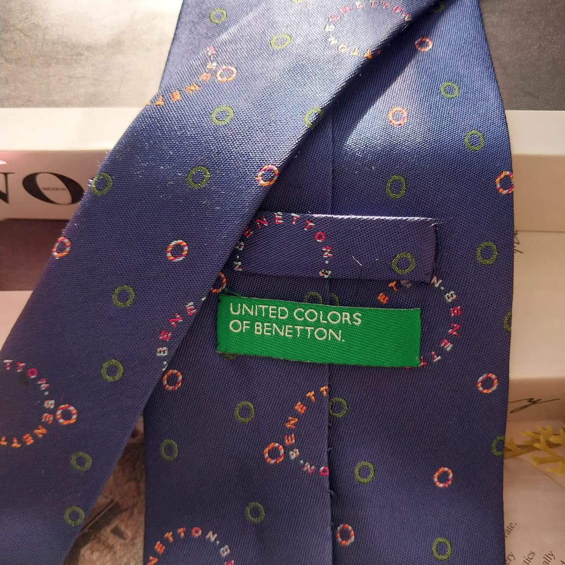 베네통 실크 원 포인트 자카드 넥타이 9.5cm A+~A등급 K1493
 상품이미지5