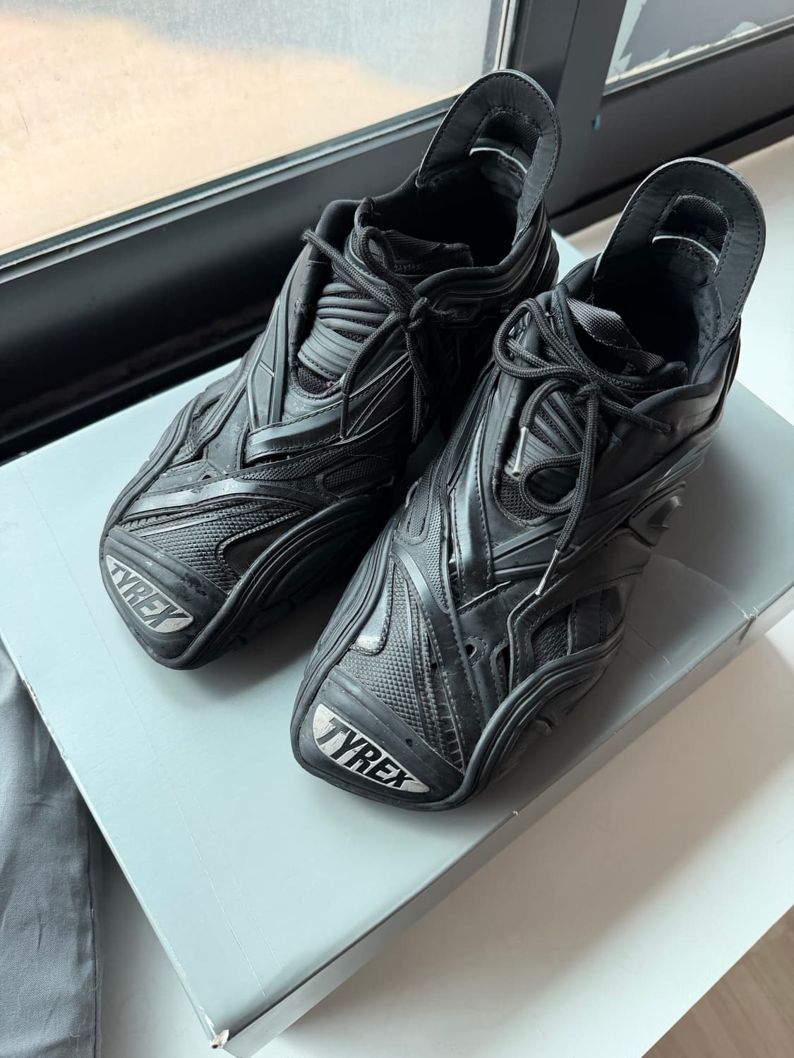 발렌시아가 타이렉스 블랙 상품이미지2