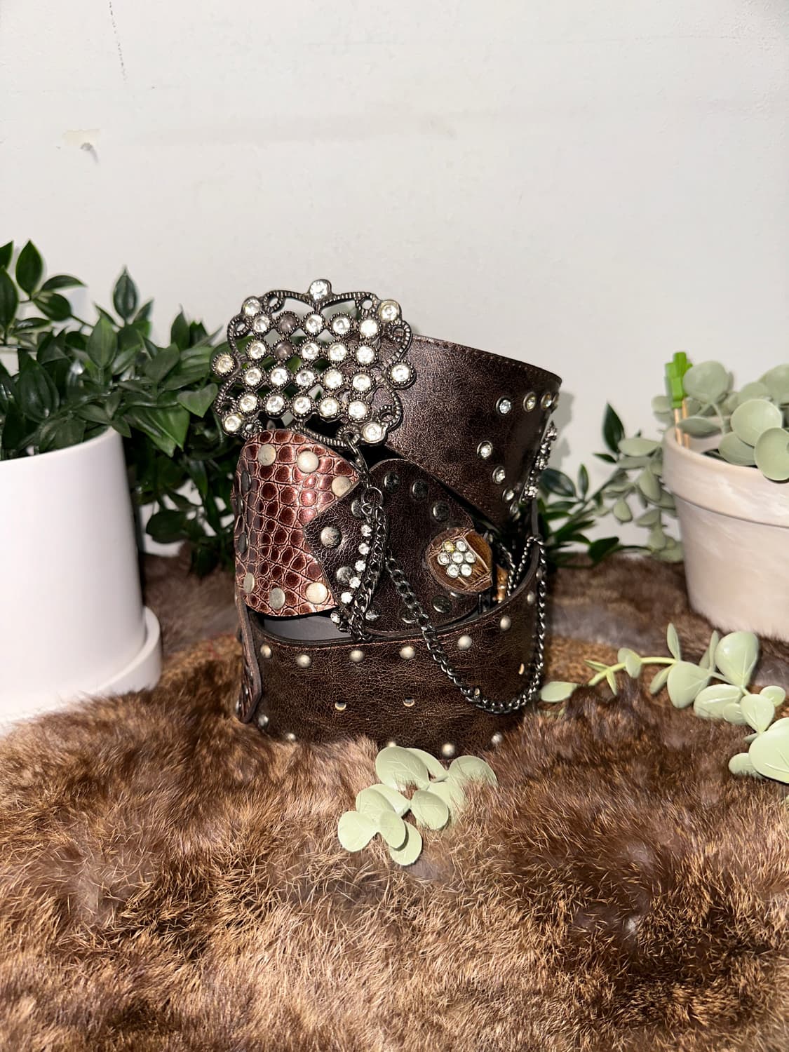 Dark brown oriental bold python 체인 벨트 상품이미지1