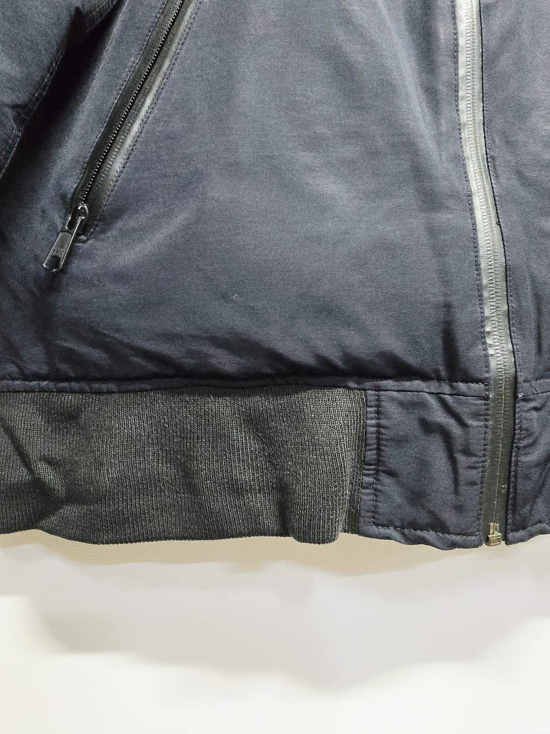 리바이스 네이비 항공 다운점퍼 패치 디자인 상품이미지4