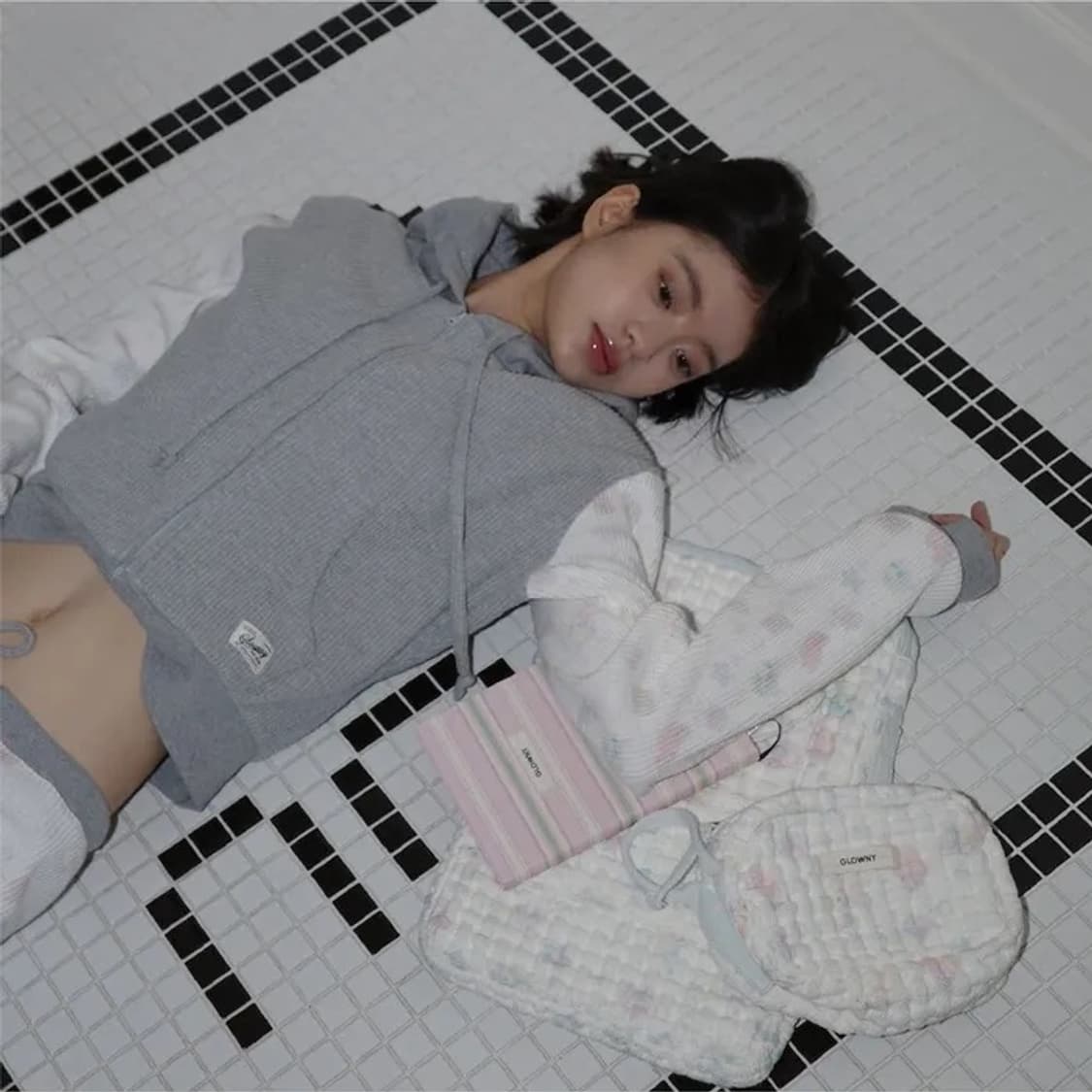 GLOWNY 글로니 홀리데이 랩탑 노트북 파우치 화이트 공홈품절 상품이미지4