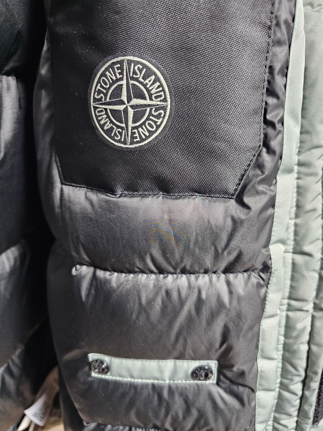 스톤아일랜드 마이크로 트윌 다운 패딩 상품이미지6