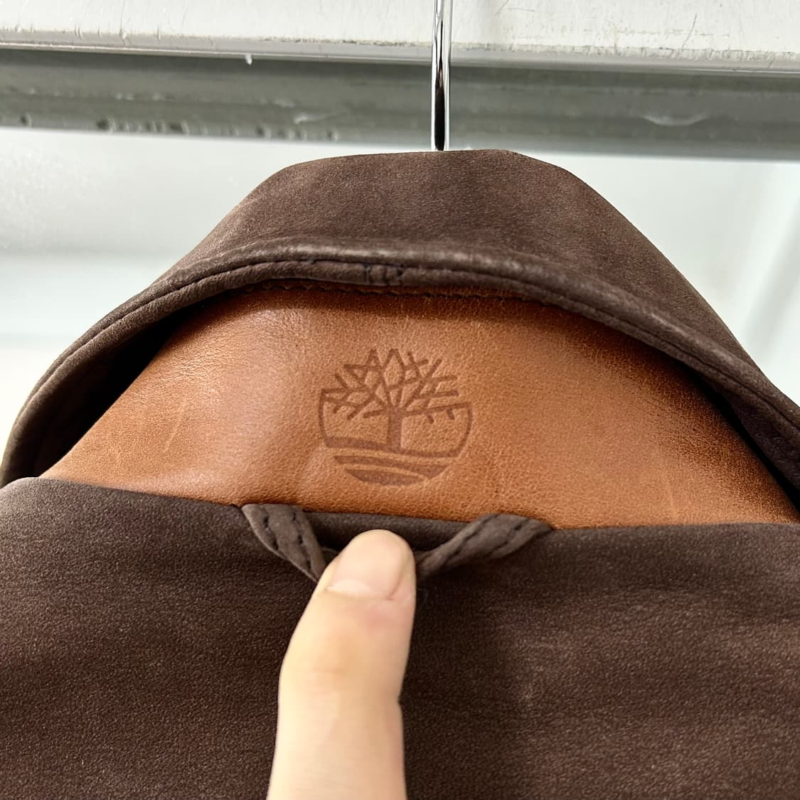 팀버랜드 시그니처 로고 소가죽 봄버 자켓 상품이미지6