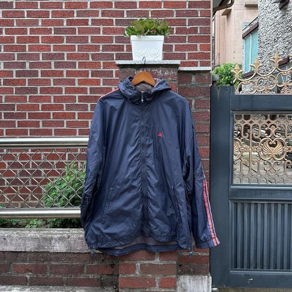  " Adidas " windbreak  상품이미지1