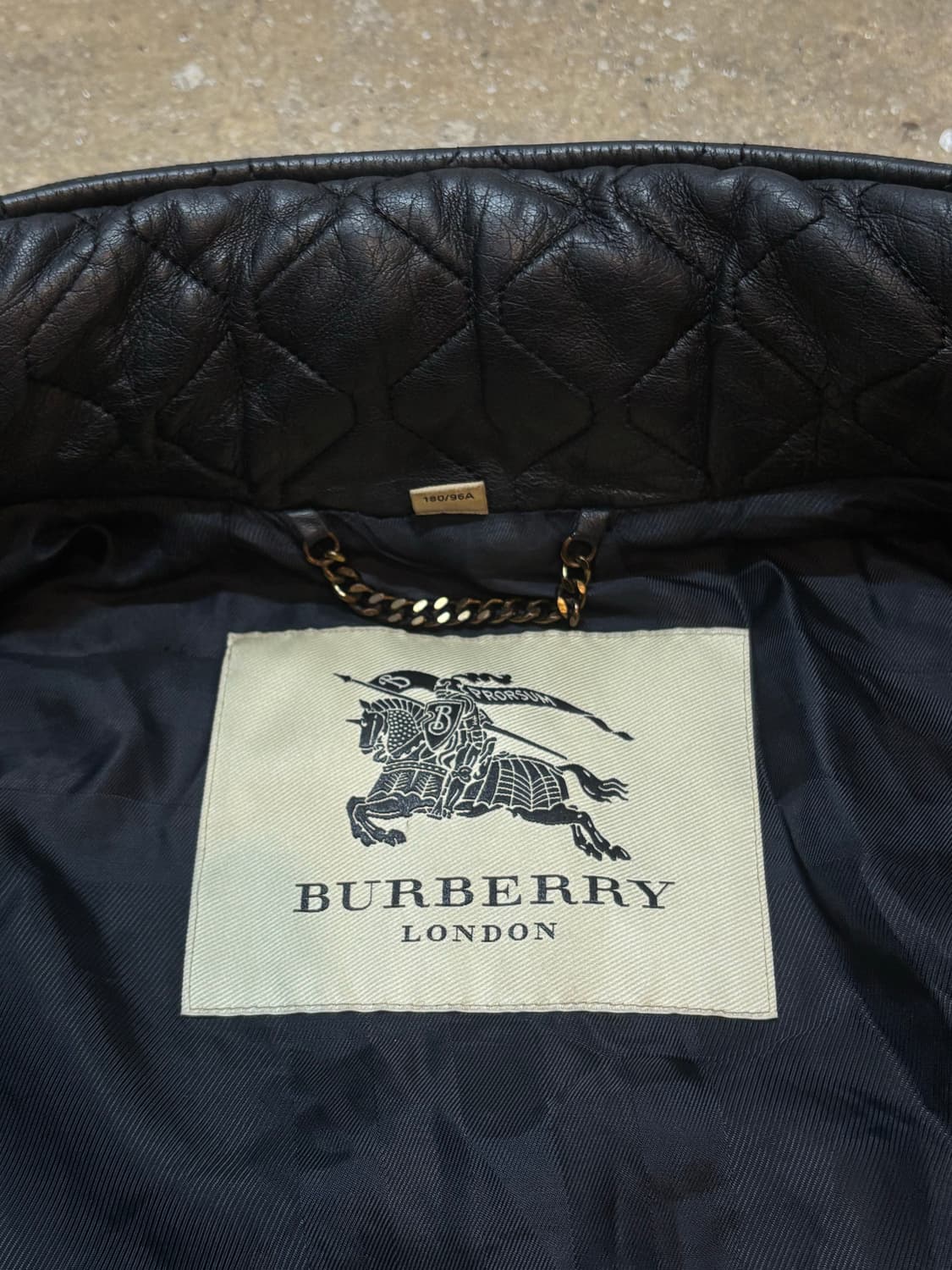 버버리 런던 램 스웨이드 자켓 상품이미지9