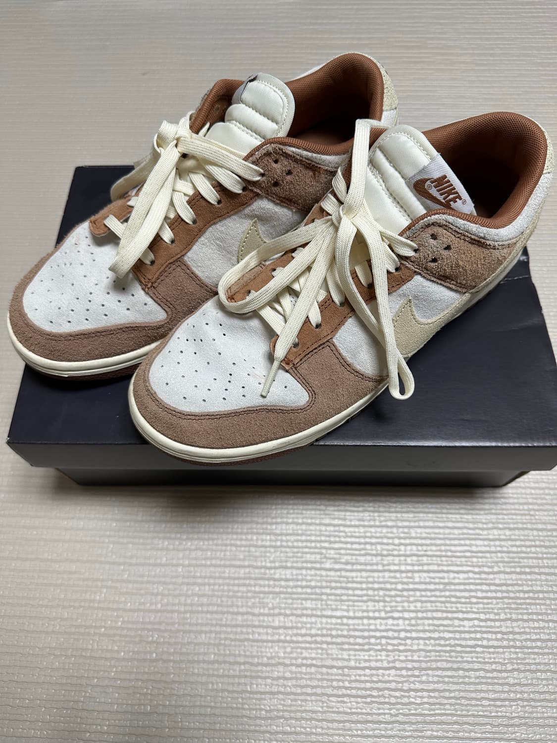 나이키 덩크 로우 커리 상품이미지1