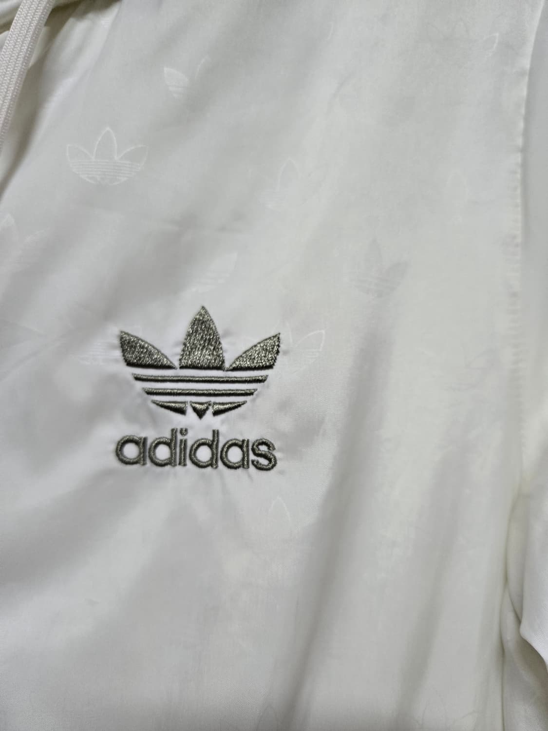 아디다스 여성 화이트 불꽃 희귀 바람막이 상품이미지4