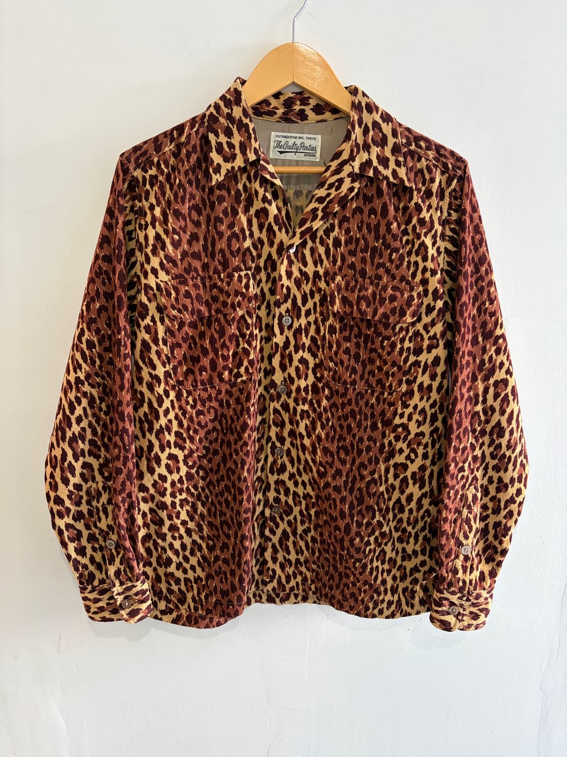 와코마리아 레오파드 코듀로이 오픈카라 셔츠 상품이미지1