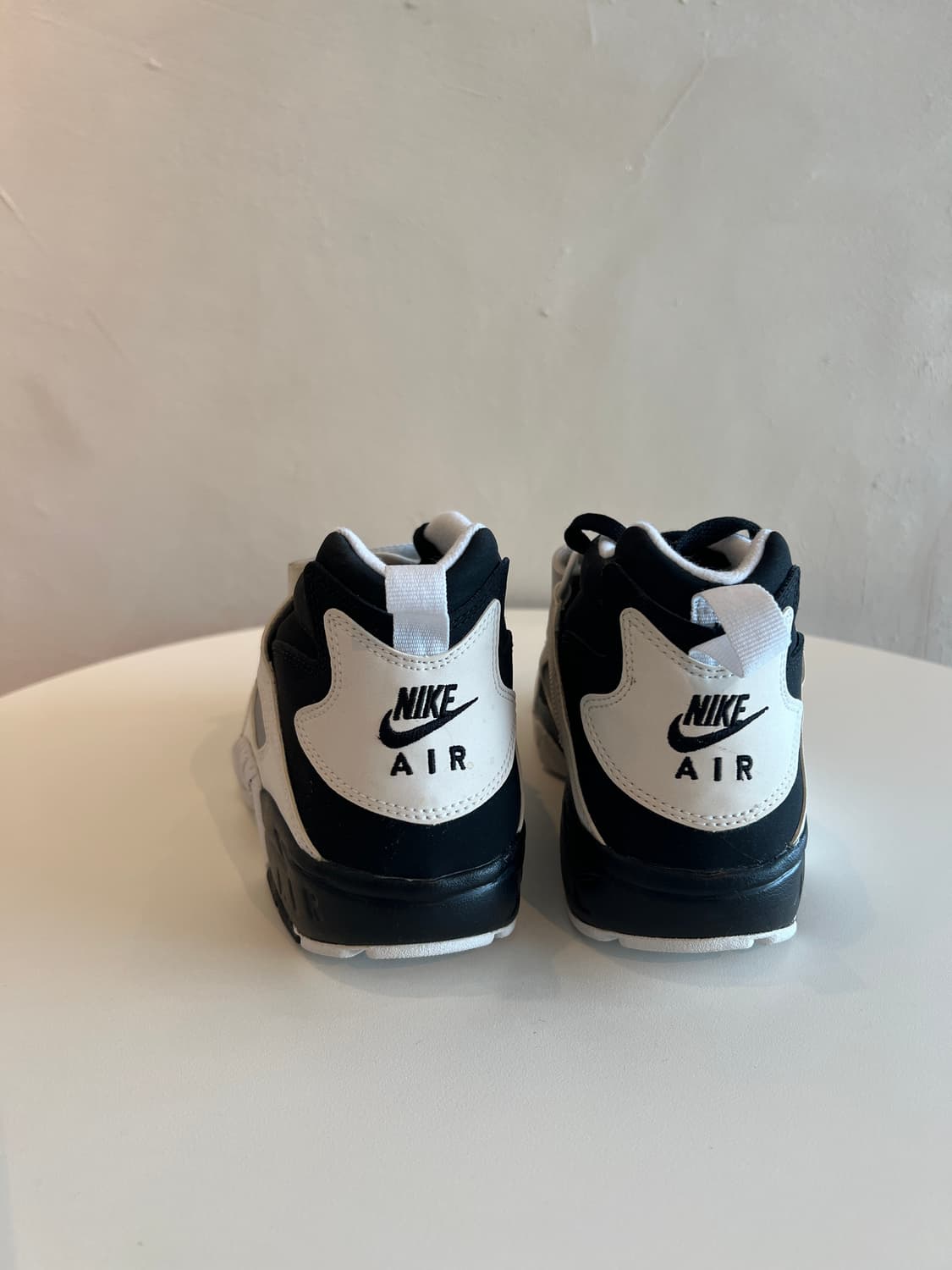 (235) 나이키 에어 다이아몬드 터프 2 09 (GS) '검흰' (40 상품이미지4