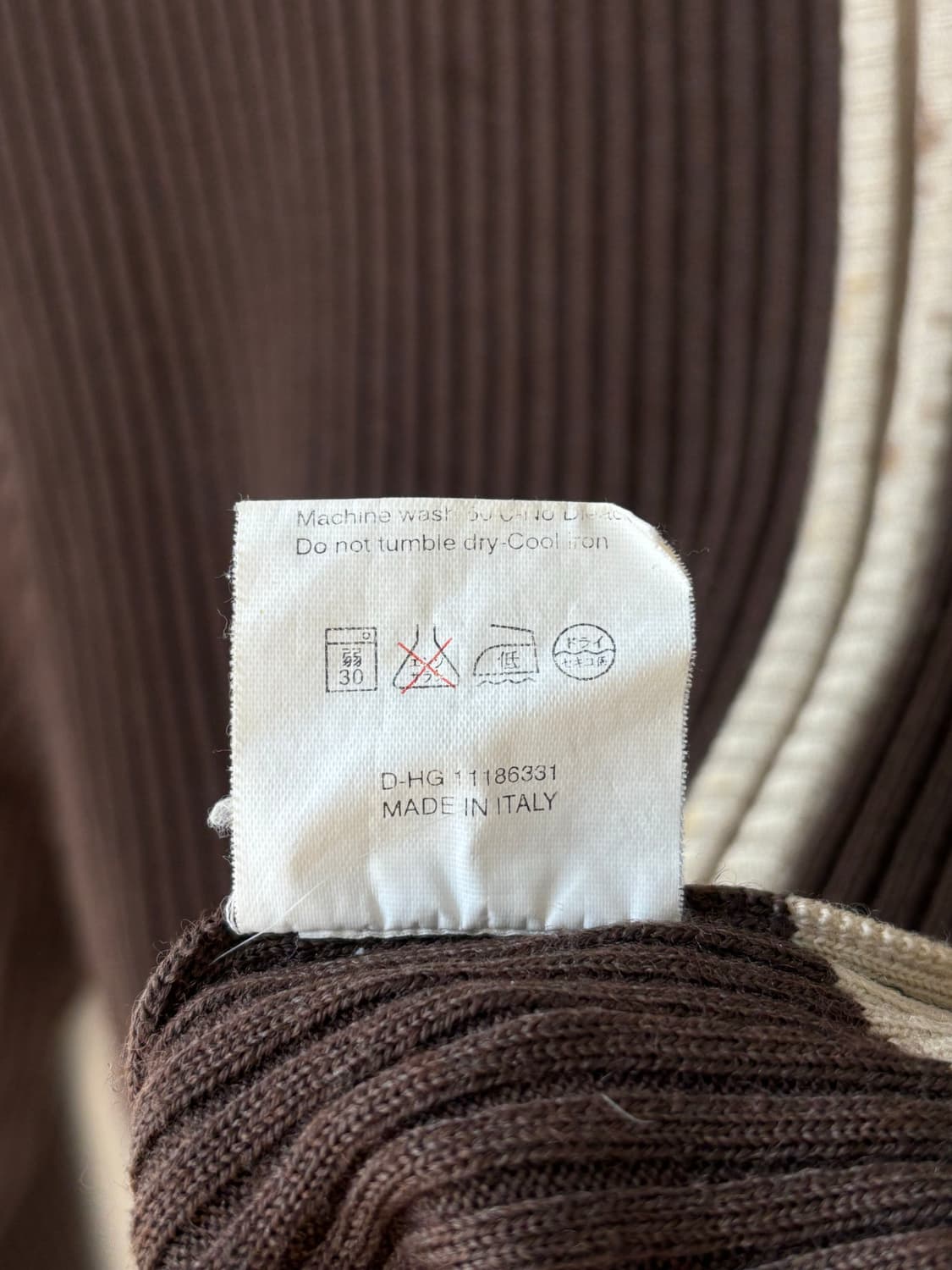 버버리 클래식 집업 가디건  상품이미지8