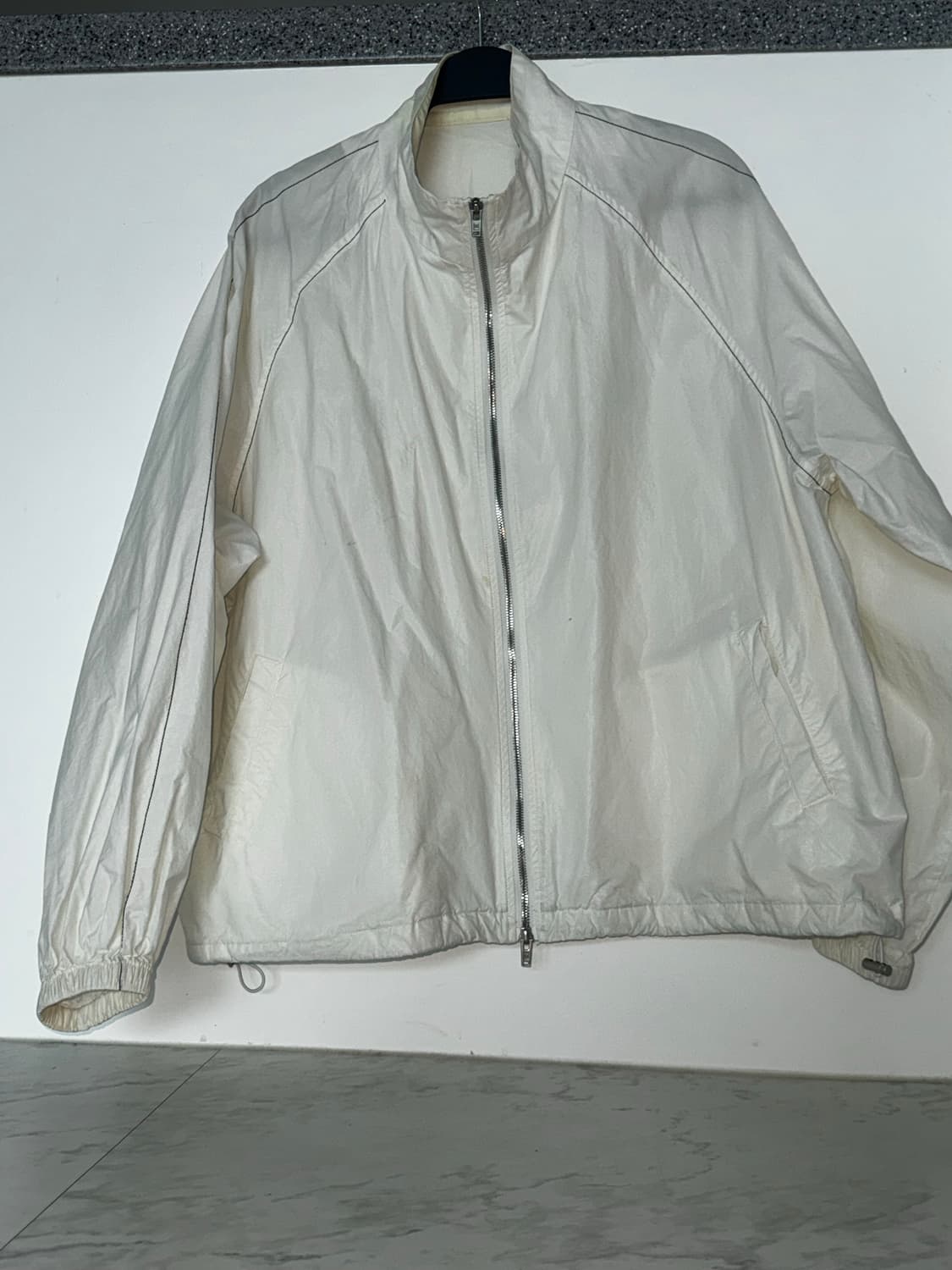 마뗑킴 로고 코팅 점퍼 아이보리 상품이미지2