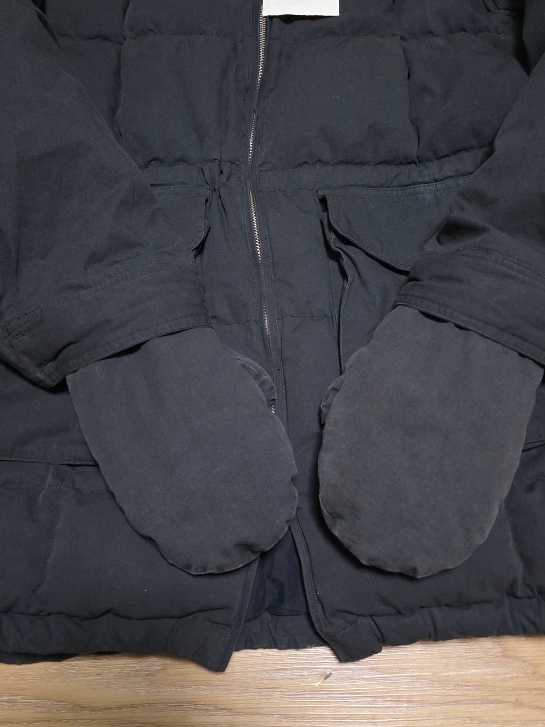 42size오늘만72만)23fw올드조 알파인 파티나 다운코트 그라파이트 상품이미지3