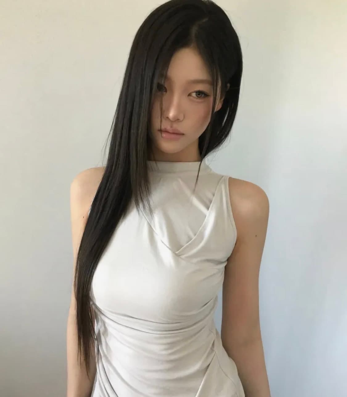 플레어업 드레이프 슬리브리스 탑 상품이미지3