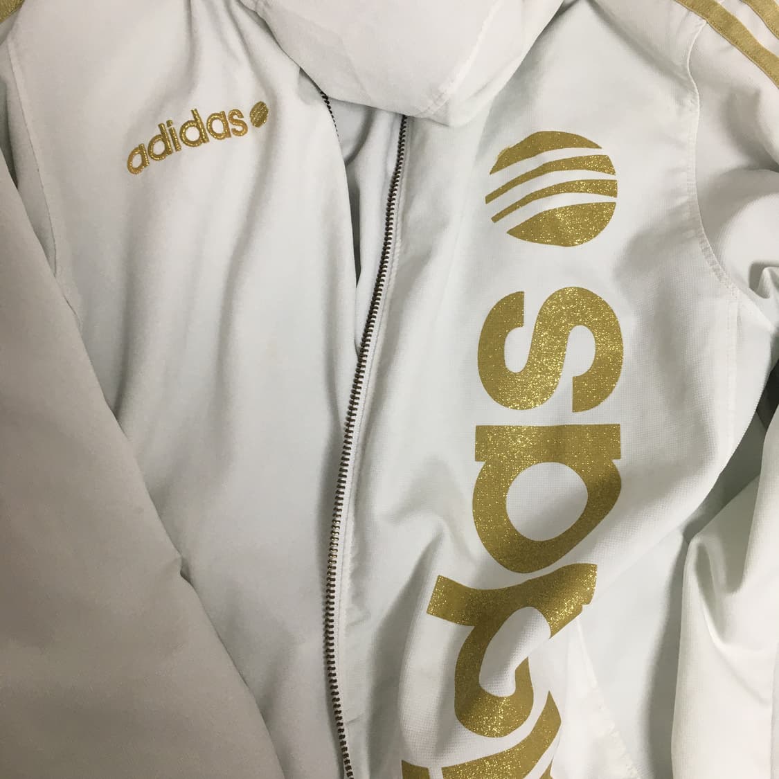아디다스 골드 바람막이 소재 져지 상품이미지1
