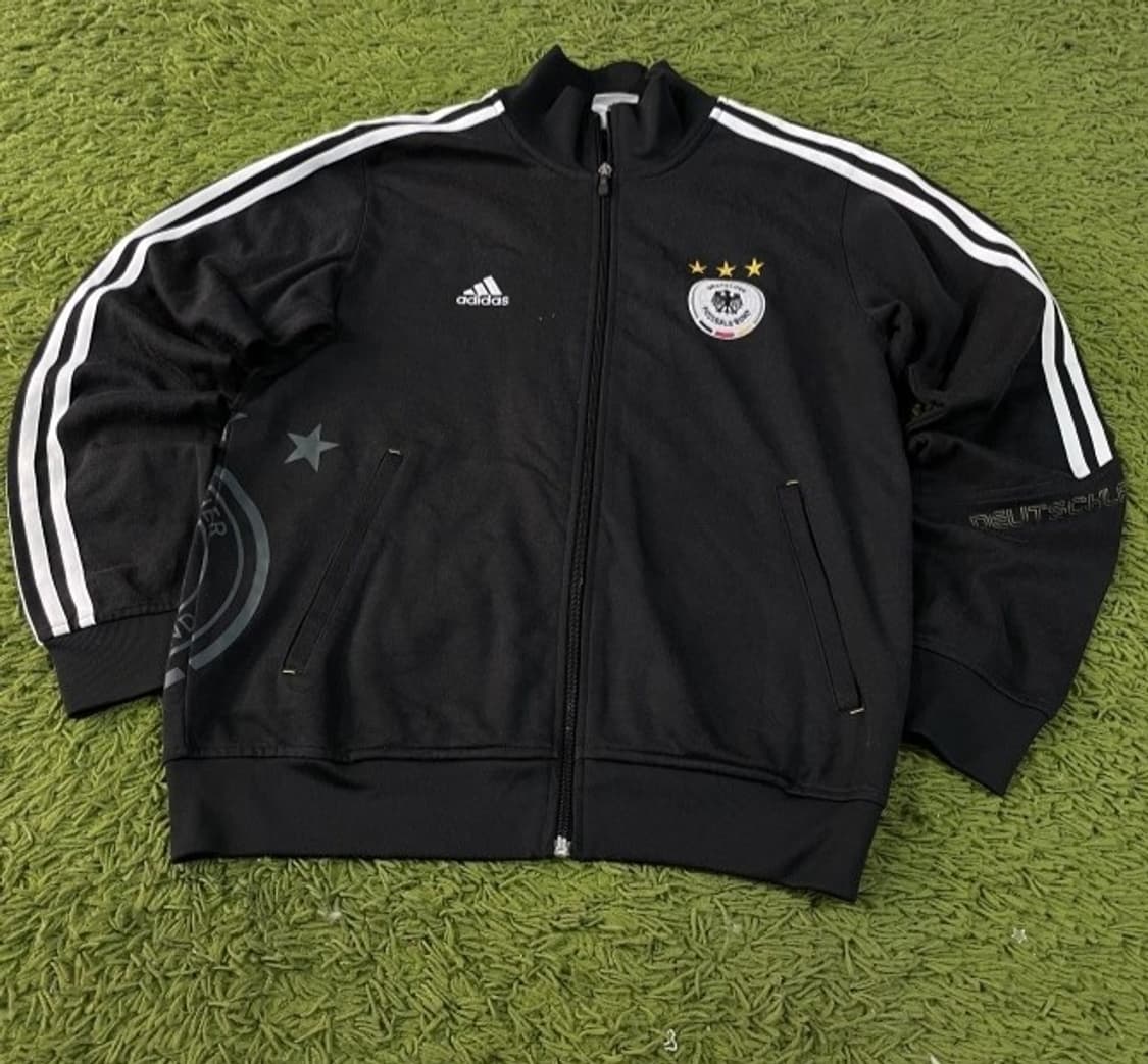 아디다스 독일 블랙 검흰 트랙탑 져지집업 100/L 상품이미지1