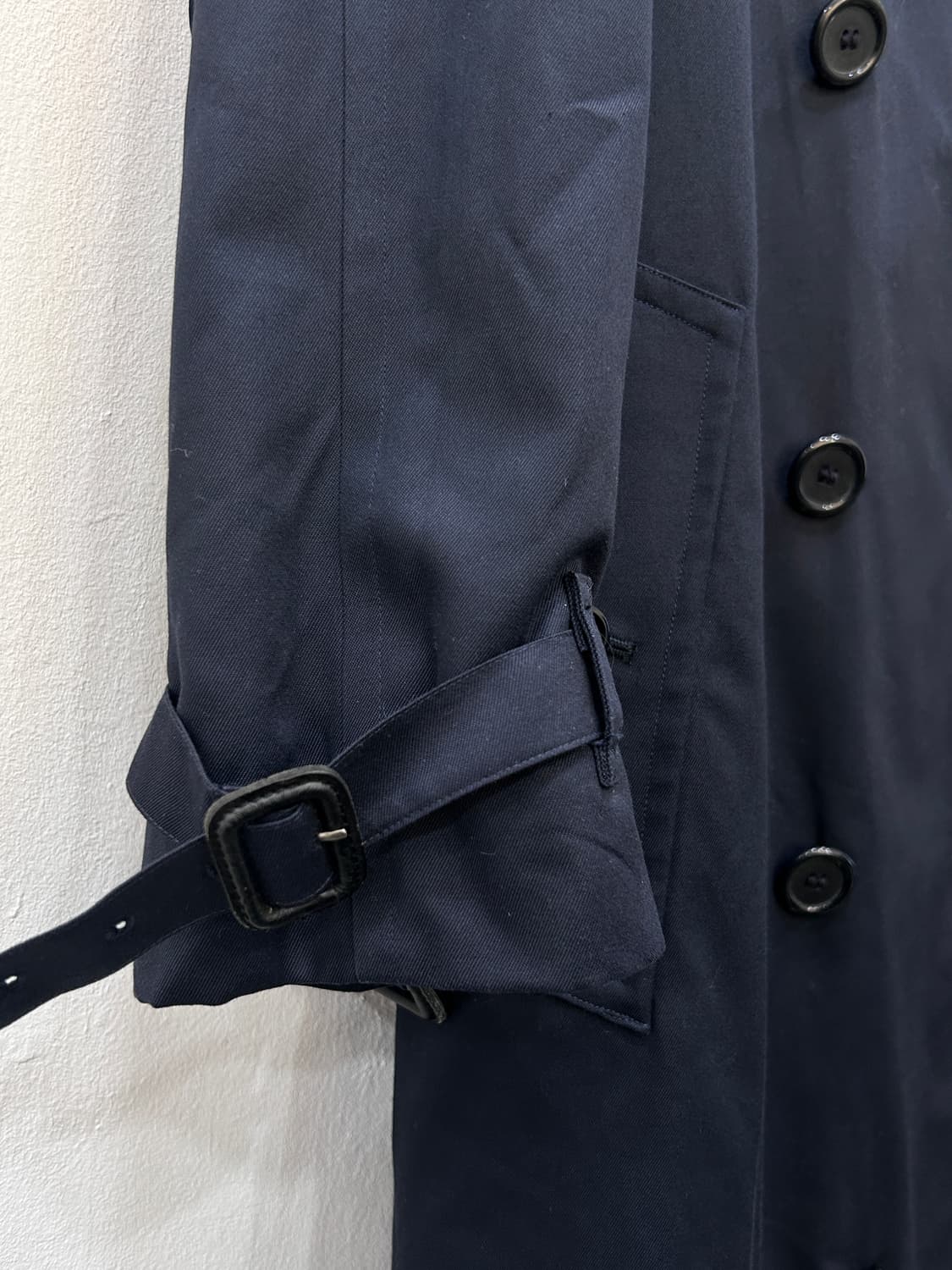 버버리 체크 안감 더블 견장 트렌치코트 남성 95-100사이즈 네이비 상품이미지5