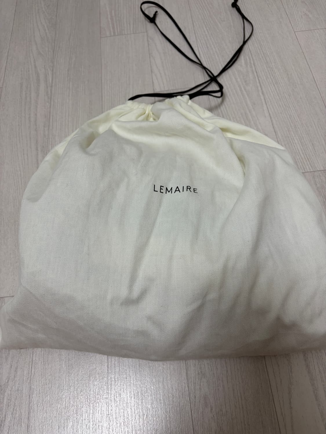 르메르 크루아상 필트백 베이지 상품이미지3