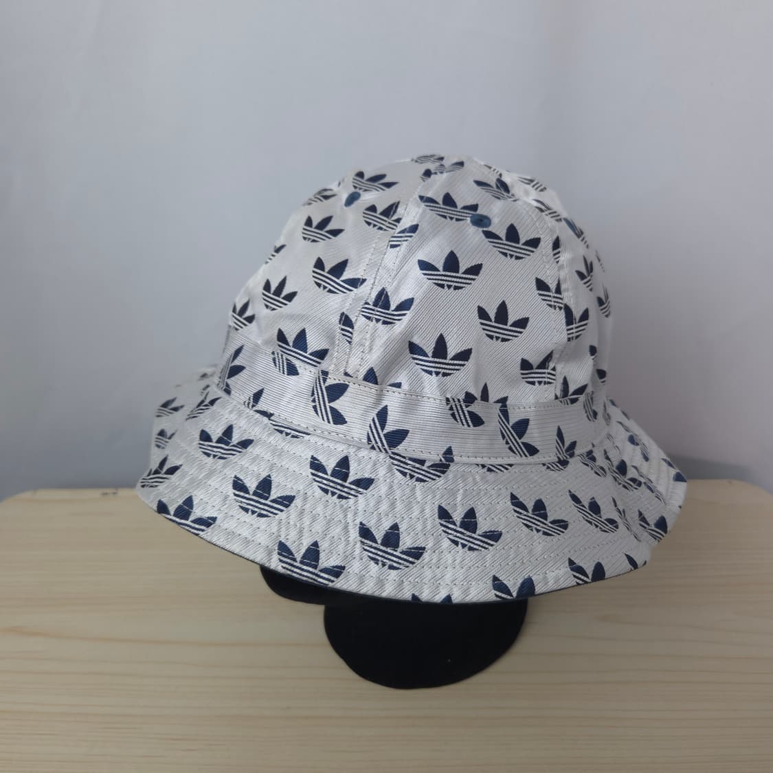아디다스 리버시블 버킷햇 네이비/화이트 상품이미지6