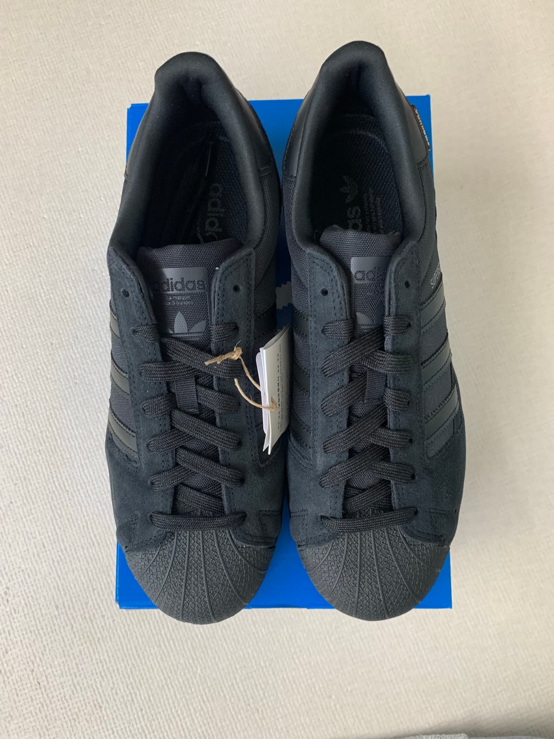 아디다스 슈퍼스타 블랙카본 상품이미지2