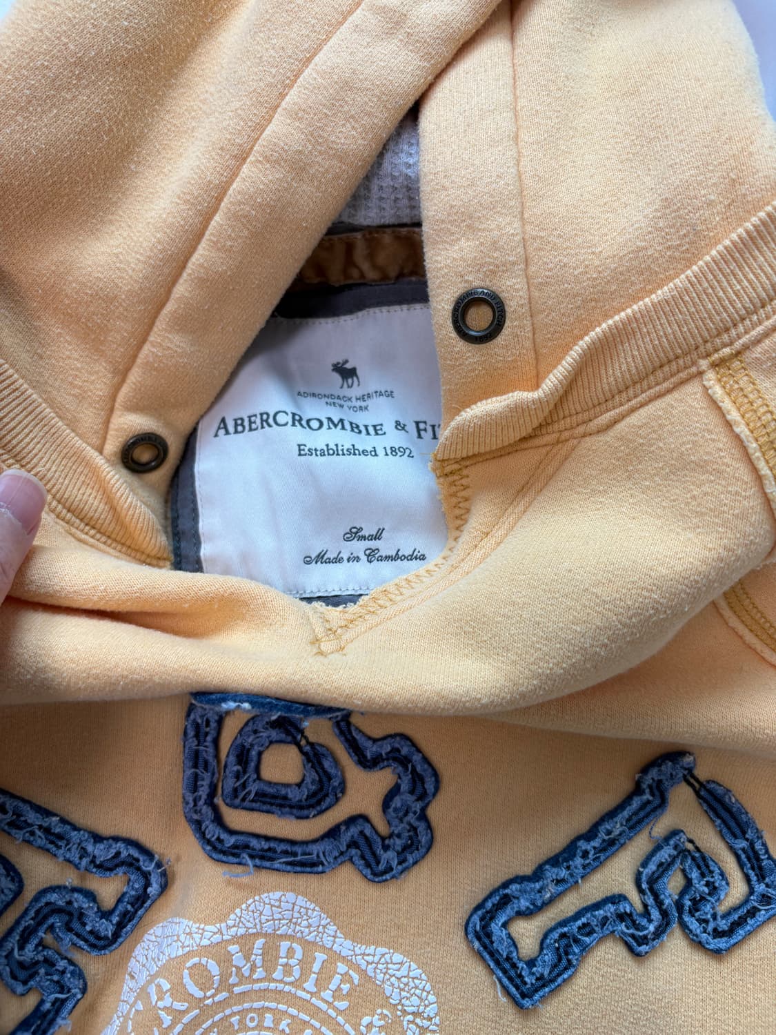 아베크롬비 후드티 옐로우 스몰 사이즈 상품이미지2