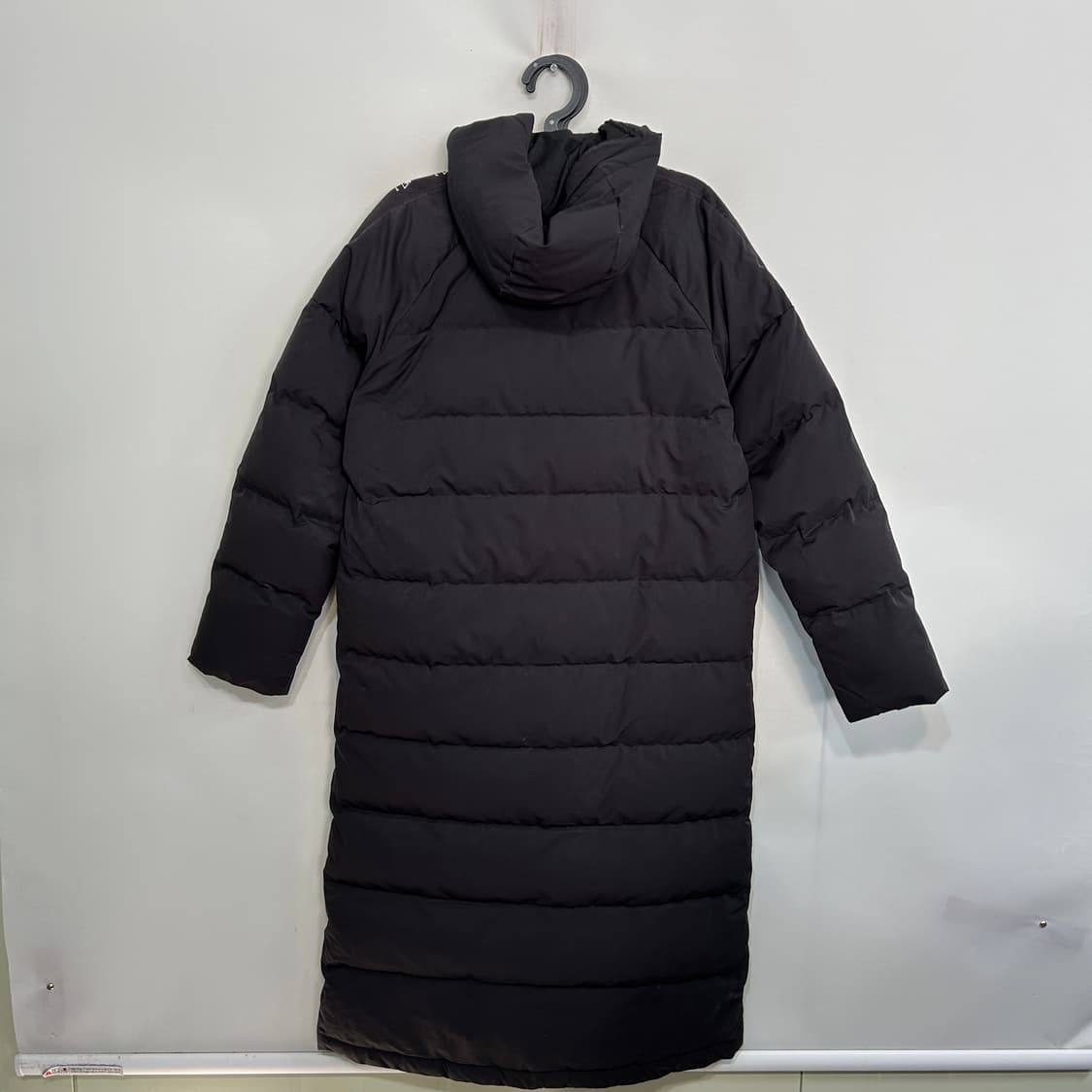 르꼬끄 남녀공용 로고테이핑 발수 롱다운 벤치 코트 90 상품이미지3