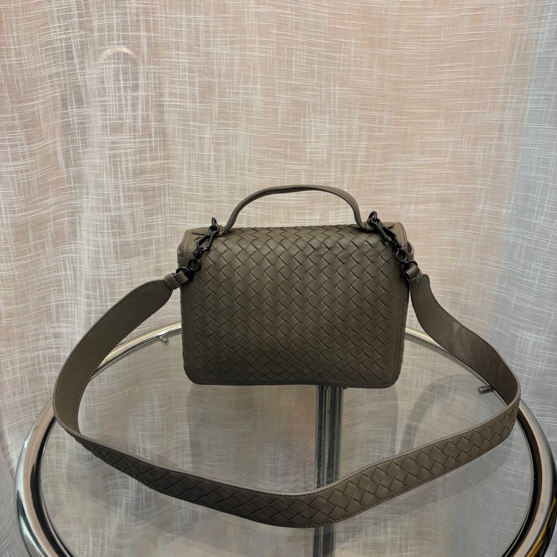 정품 보테가베네타 루프 탑핸들     상품이미지5