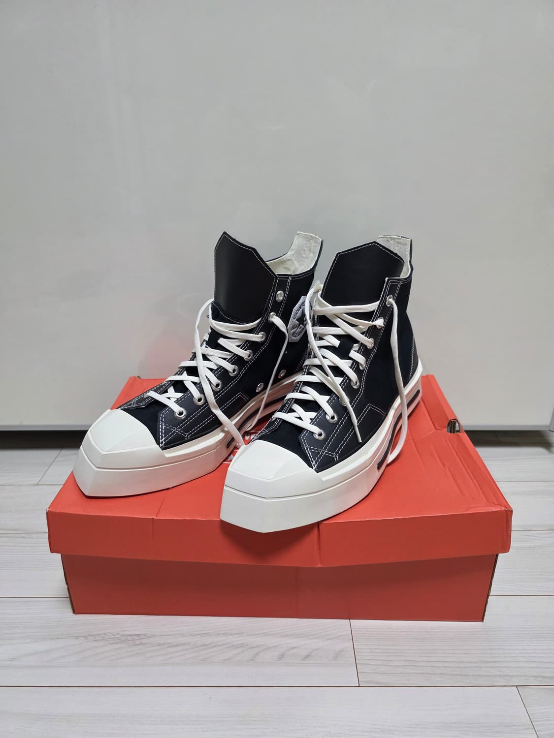 컨버스 디럭스 스퀘어드 하이 상품이미지1