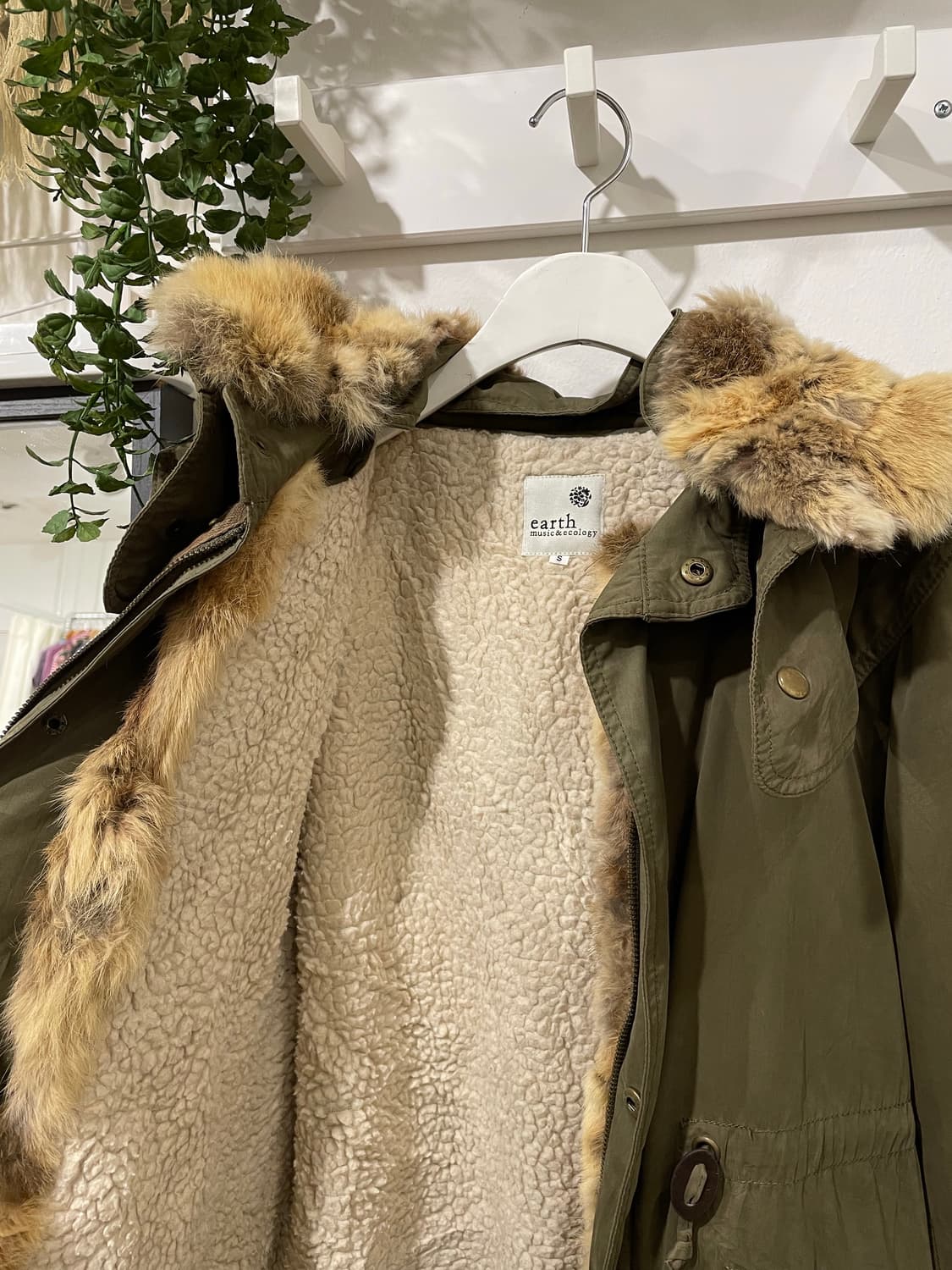 Sherpa-Lined Fur Hood Parka 상품이미지7