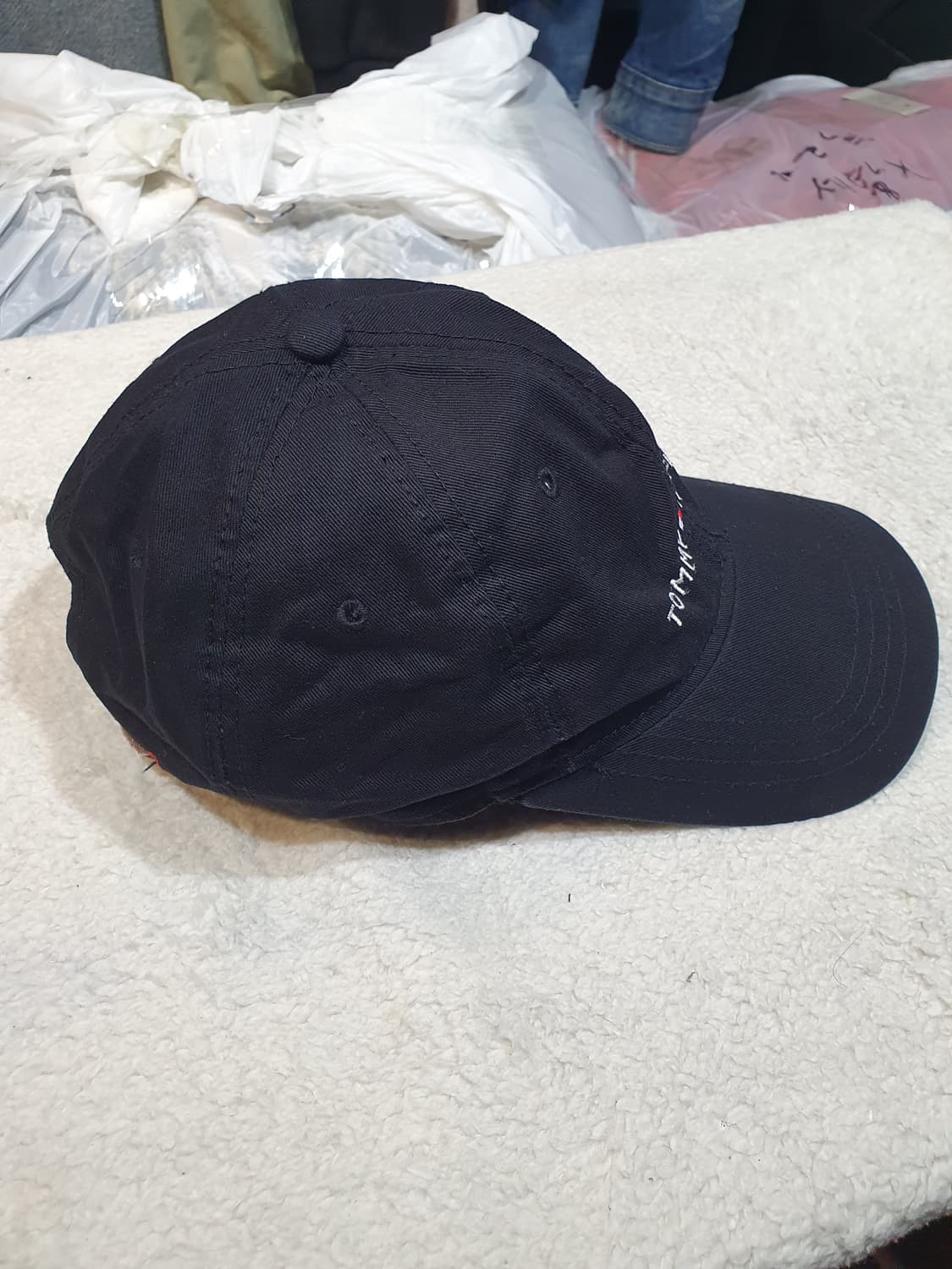 타미힐피거 블랙 볼캡 모자 상품이미지2