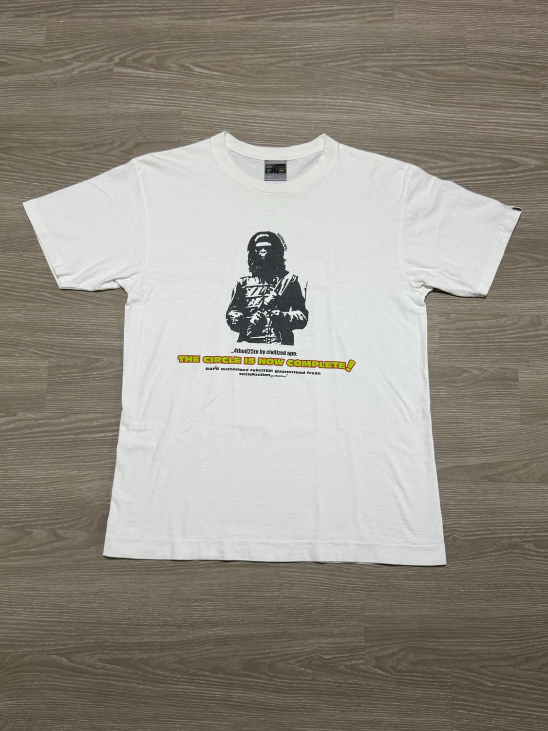 올드 베이프 아카이브 반팔 티셔츠 L (혹성탈출) 상품이미지1