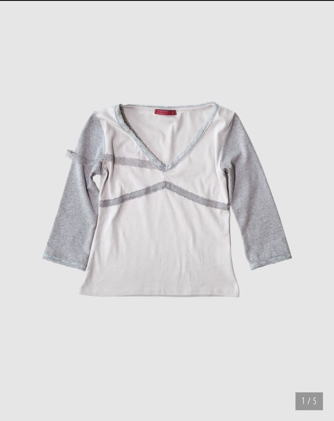 인앤양인하모니 레이스 탑 그레이 Lace top, grey 상품이미지1