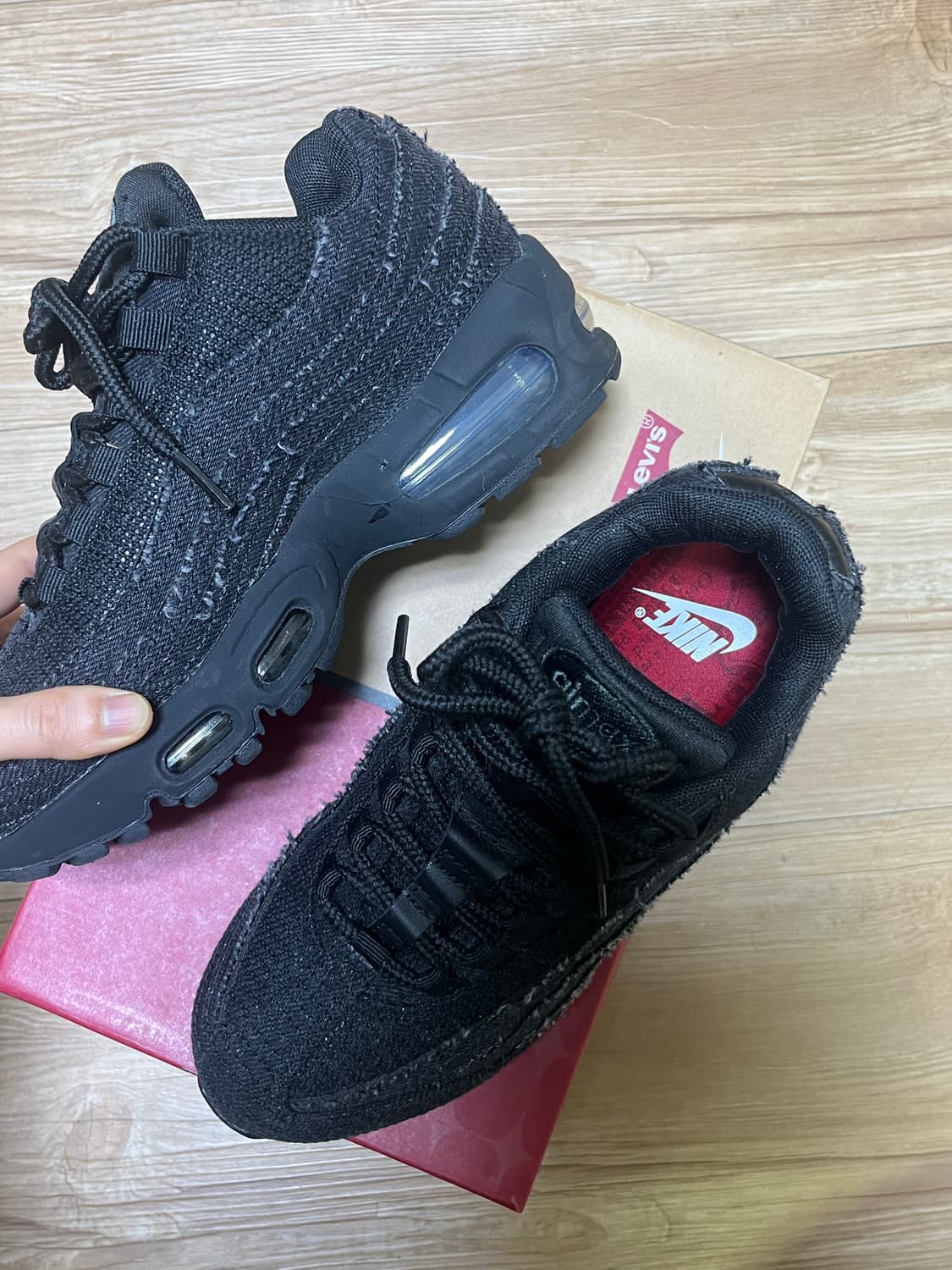 리바이스 x 나이키 에어맥스 95 230 상품이미지3