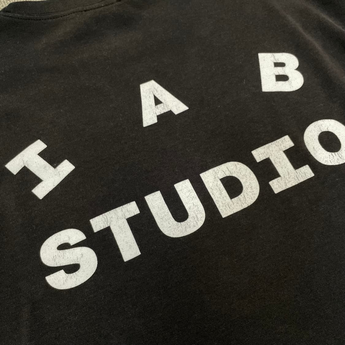 iab studio 아이앱 스튜디오 티셔츠 상품이미지2