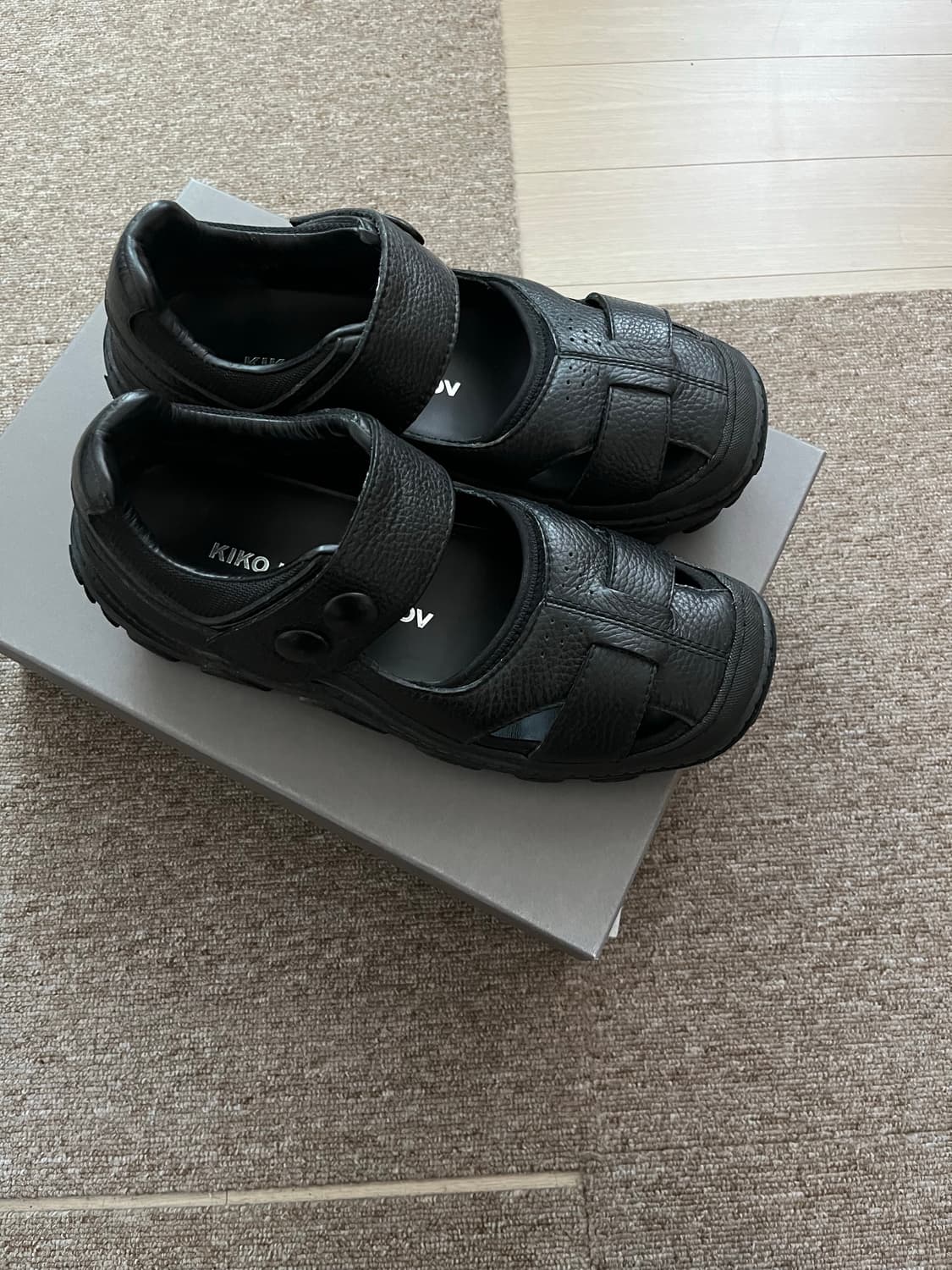 (41) 키코 코스타디노브 톤킨 하이브리드 샌들 상품이미지2