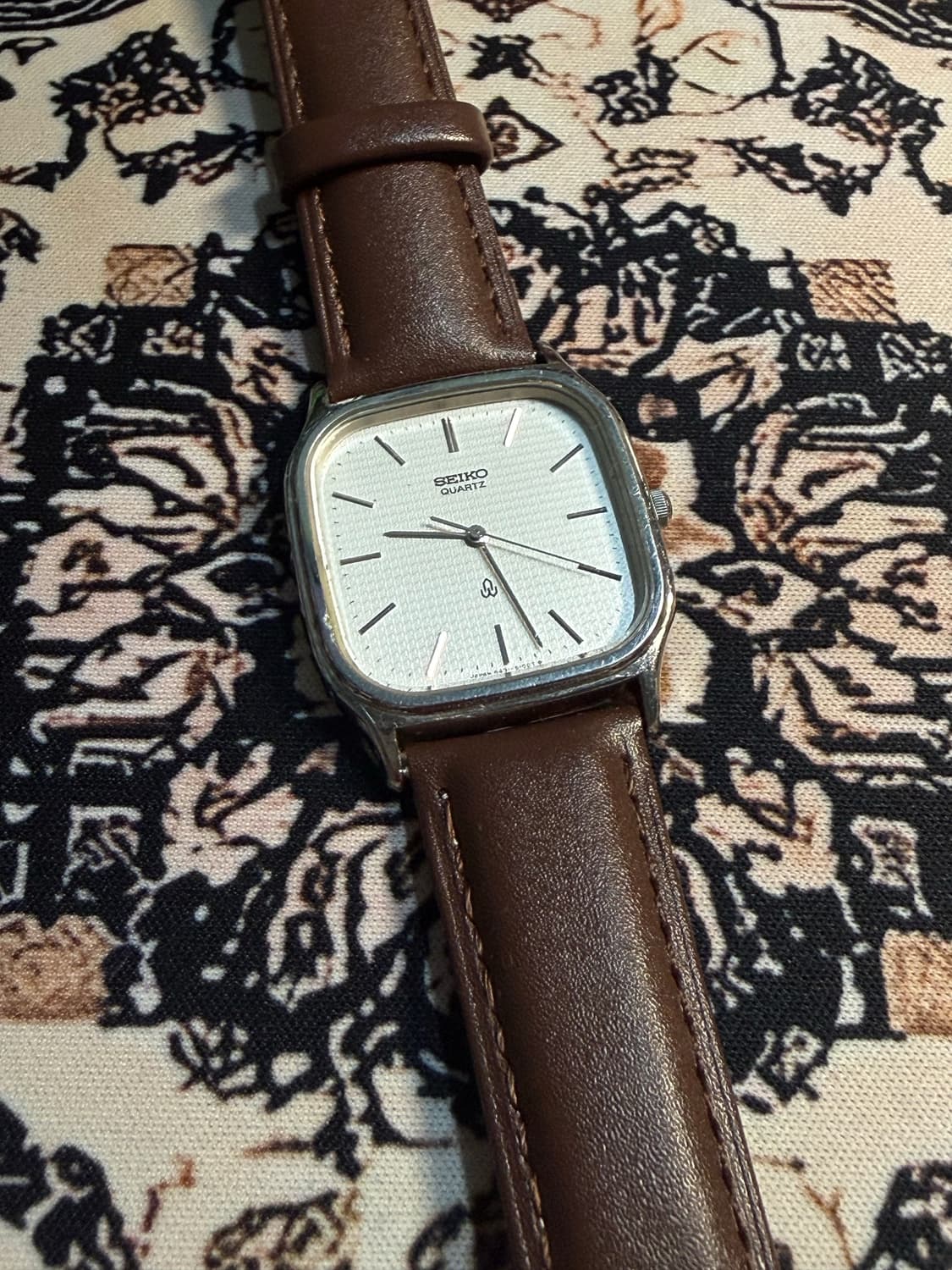 SEIKO 빈티지 쿼츠 시계 상품이미지1