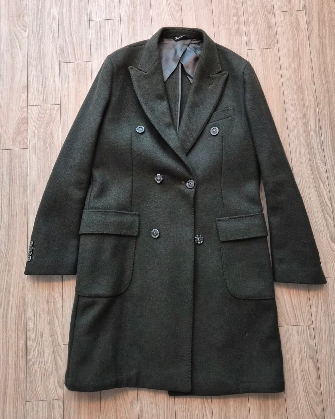 베나코앤모나코 더블버튼 코트 판매합니다 상품이미지1