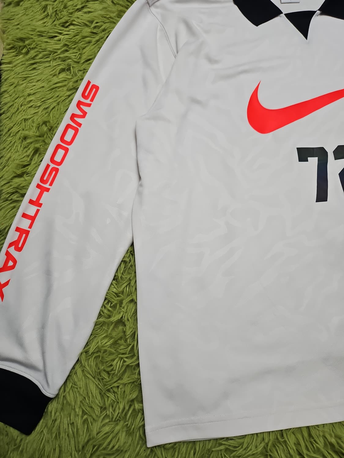 [XXL] 나이키 스우시 트랙 72 카라티 상품이미지3