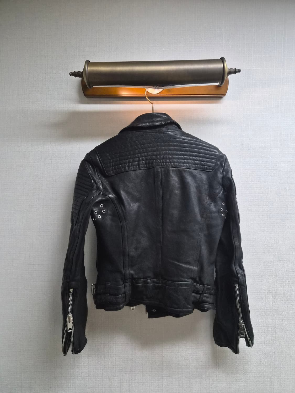 우먼 55) ITALY 양가죽 라이더 자켓 팝니다 상품이미지2