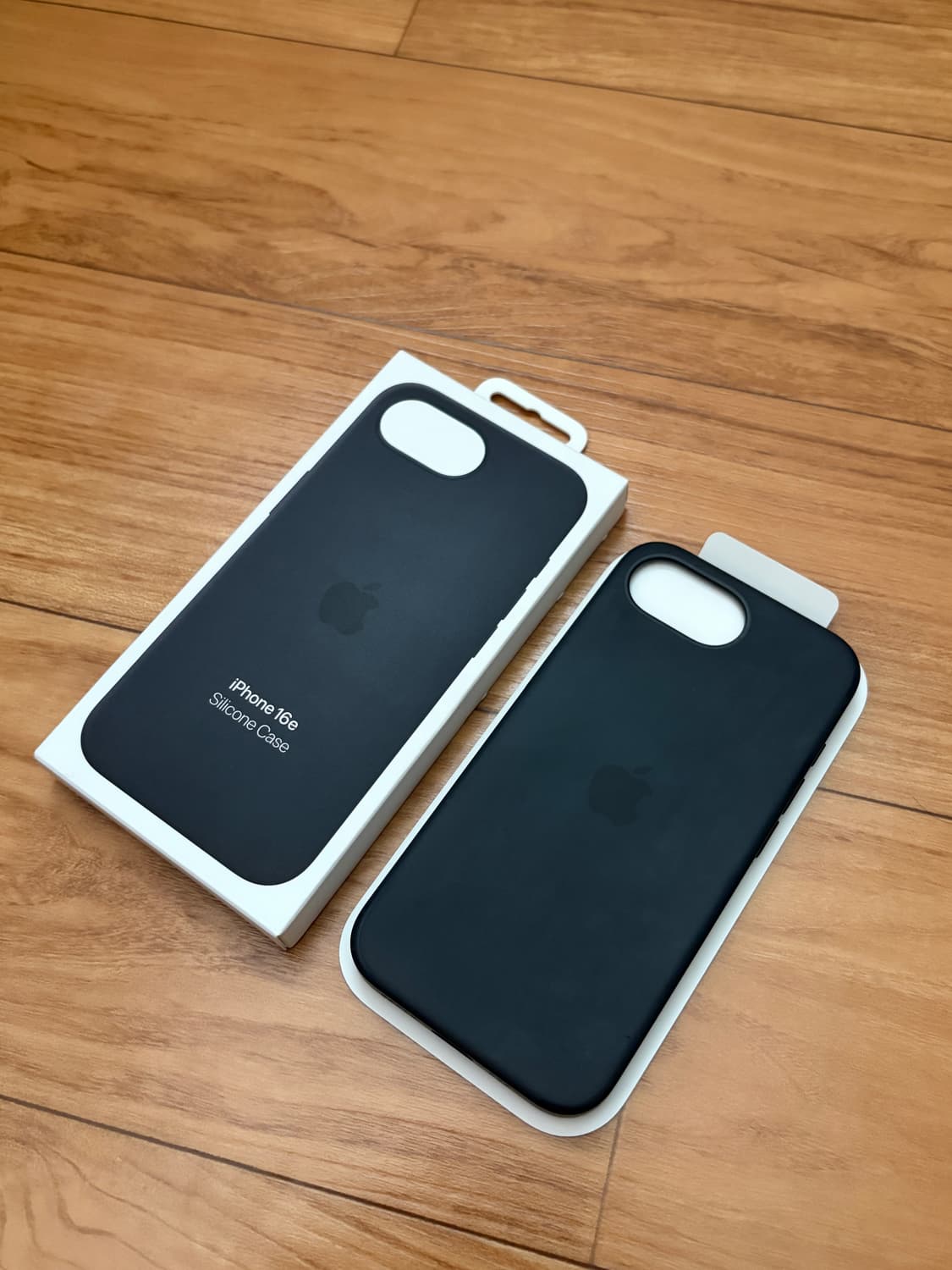 아이폰 16e 정품 케이스 상품이미지1