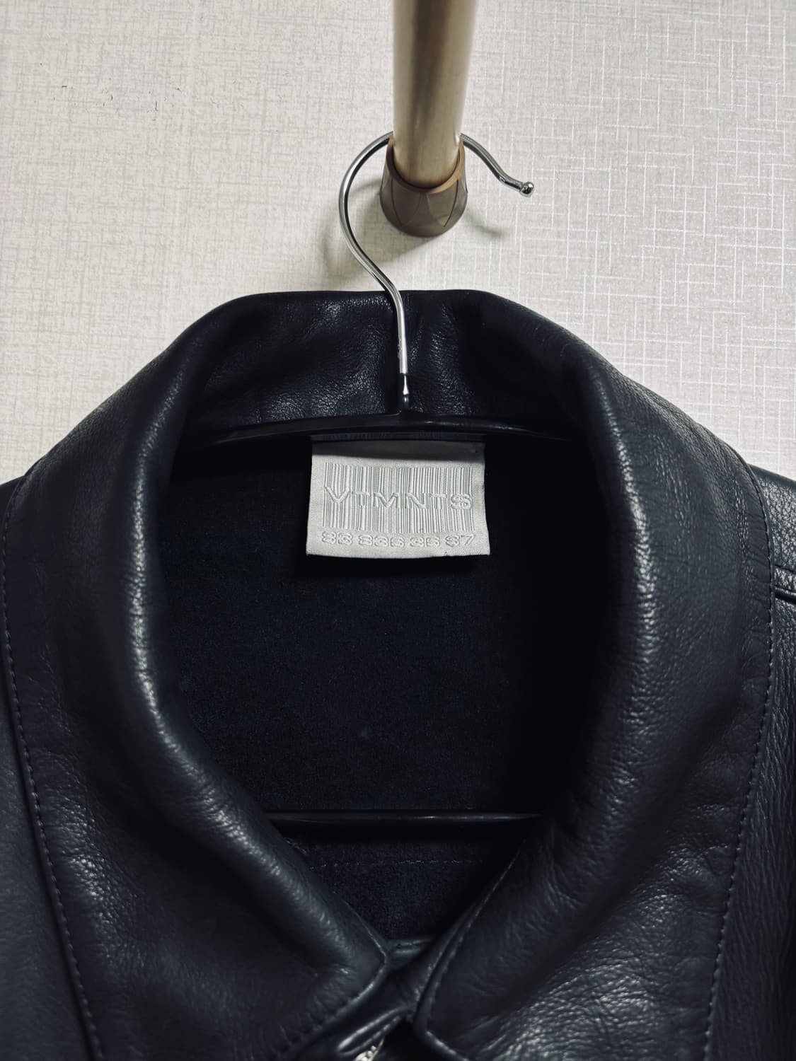 VETEMENTS 베트멍 크롭 레더 자켓 상품이미지3