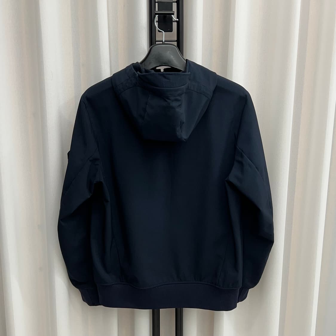 스톤아일랜드 소프트쉘 바람막이 네이비 (L) 상품이미지2