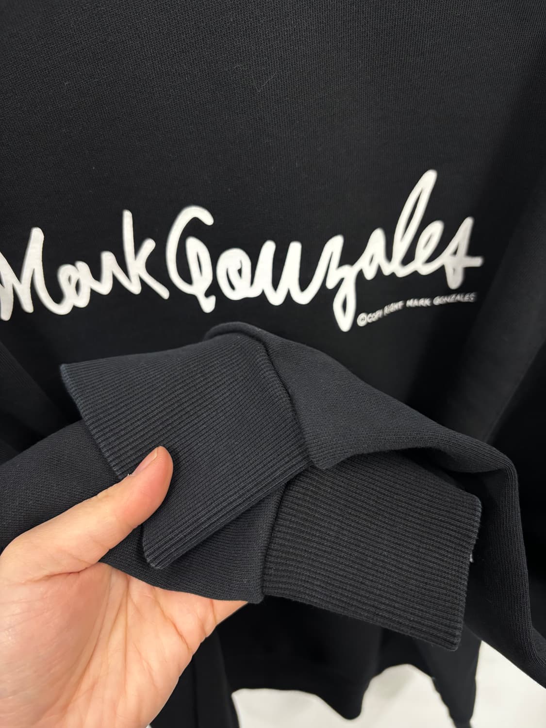 마크곤잘레스 맨투맨 상품이미지4
