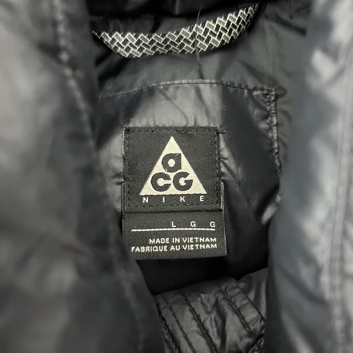 나이키 ACG 유광 에나멜 투웨이 구스다운 베스트 상품이미지5