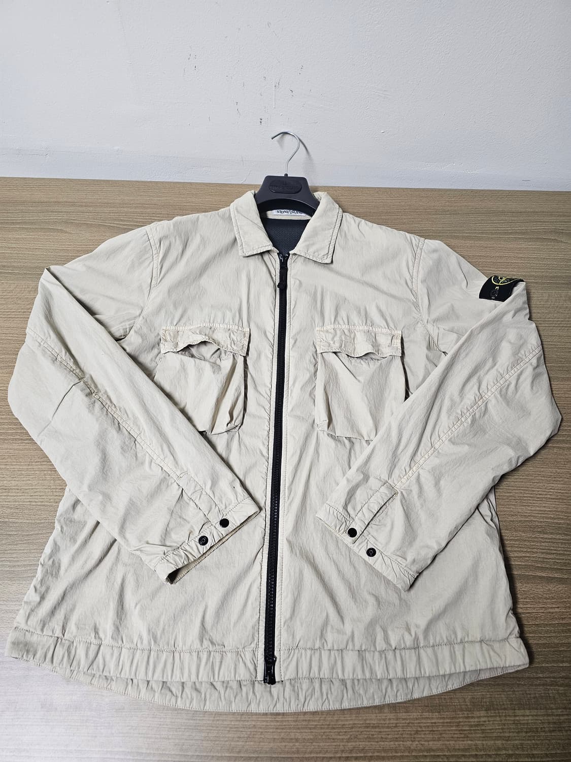 스톤아일랜드 브러쉬드 투포켓 나일론 코튼 오버셔츠 상품이미지3